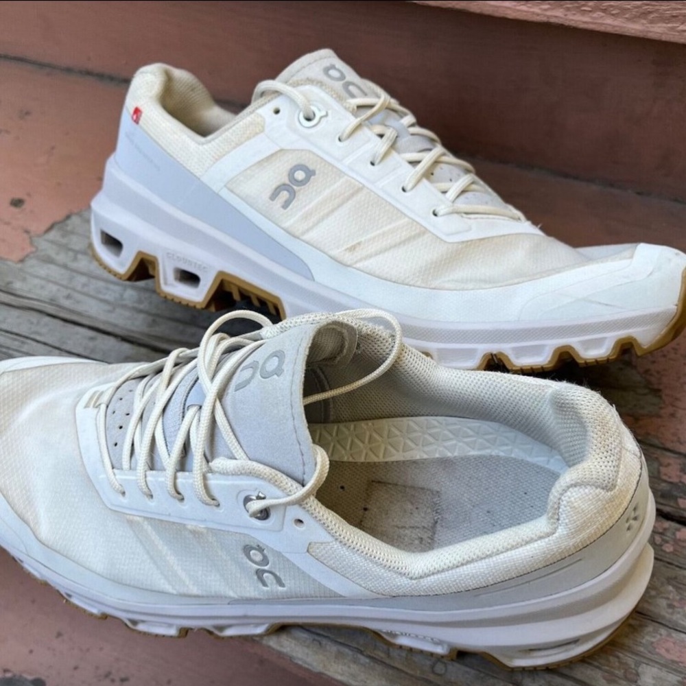 On Cloud Cloudventure White Gray Running Shoes Sn… - image 3